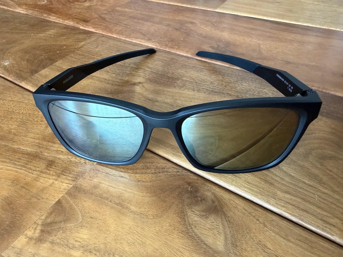 OAKLEY Paracord（パラコード）のフレームにTALEX偏光レンズを組み合わせた釣り用偏光グラス01